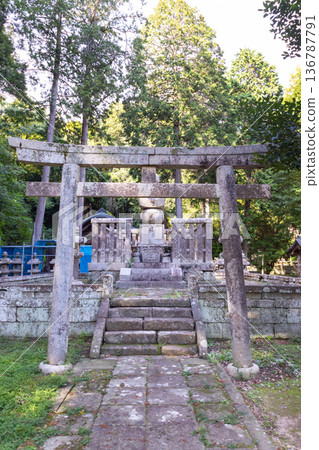 月勝寺,松江藩主的家寺,以及松江薩第三代藩主鬆平綱親的墓地 月勝寺,松江藩主的家寺,以及松江薩第三代藩主鬆平綱親的墓地 136787791