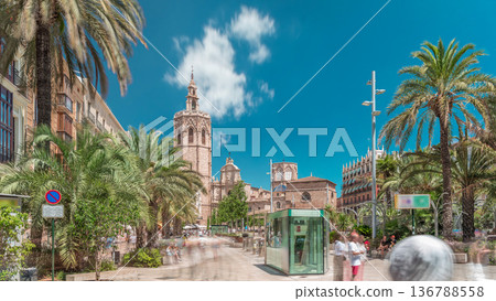Panoramic timelapse hyperlapse of Plaza de la Reina in Valencia, Spain. 136788558