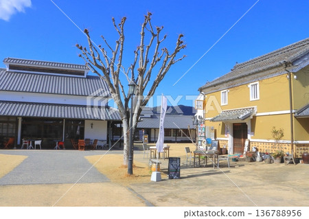 Sala de Usuki (Nioza Historical Road, Usuki City) 136788956