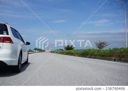 I was moved by the Okinawan scenery I was moved by the Okinawan scenery 136790406