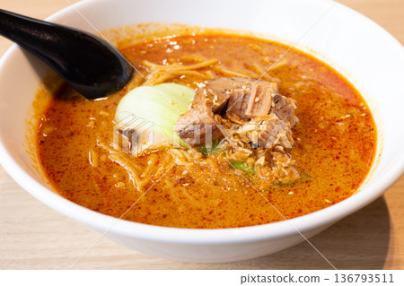 Delicious tantan noodles Delicious tantan noodles 136793511