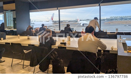 View of the lounge at Haneda Airport View of the lounge at Haneda Airport 136797786
