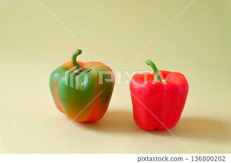 Bell pepper,Fresh vegetables food.Health care. 136800202