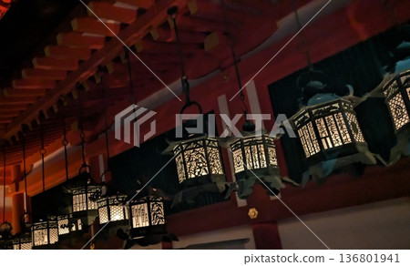燈籠（外走廊） 136801941