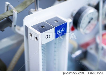 Oxygen and nitrous oxide control unit. Clinicgrade flow panel with precise measurement tools Oxygen and nitrous oxide control unit. Clinicgrade flow panel with precise measurement tools 136804551