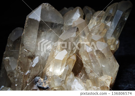 水晶 水晶 136806574