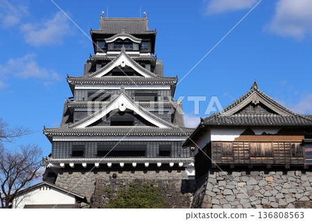 Kumamoto Castle castle tower and Honmaru Gotemba 136808563