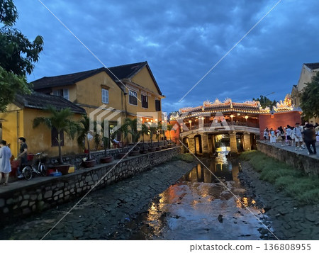 Hoi An Japanese Bridge at dusk Hoi An Japanese Bridge at dusk 136808955
