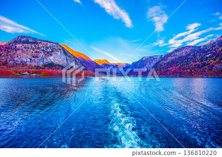 Hallstatt Lake Hallstatt Lake 136810220