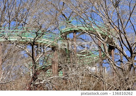 城山公園的滾筒滑梯_19 136810262