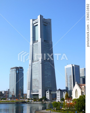 Landscape of Minato Mirai Landscape of Minato Mirai 136811692