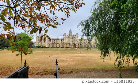 this is building surrounding Cambridge university  136811923