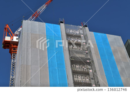 工地:新建公寓大樓施工用大跨距電梯 工地:新建公寓大樓施工用大跨距電梯 136812746