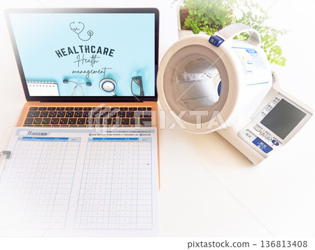 Blood pressure management, health record and healthcare PC screen Blood pressure management, health record and healthcare PC screen 136813408
