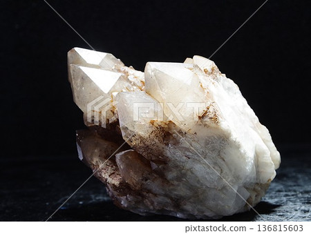 crystal crystal 136815603