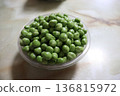 新鮮豌豆 136815972