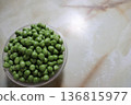 新鮮豌豆 136815977