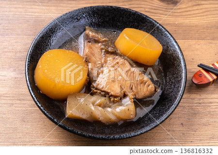 First brown egg 136816332