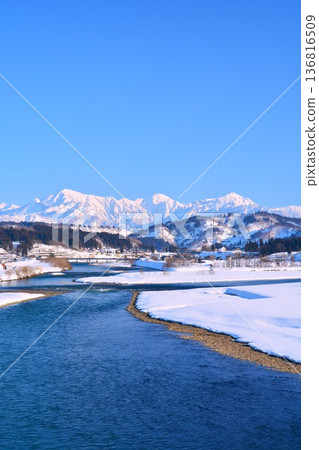 Shinano River · Echigo Miyama snow scene Shinano River · Echigo Miyama snow scene 136816509