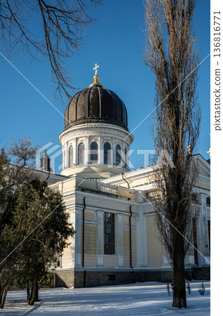 Snowy winter cityscape of UNESCO historic center of Odessa, Ukraine 136816771