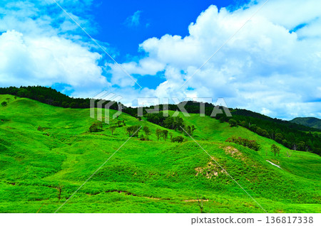 Refreshing plateau Refreshing plateau 136817338