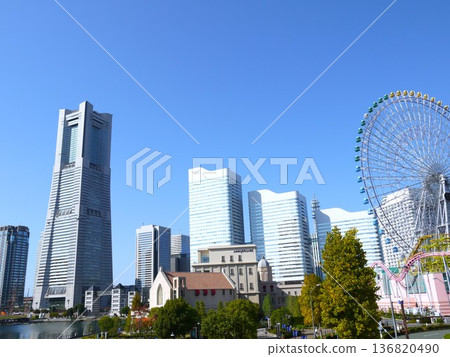 Minato Mirai under the blue sky Minato Mirai under the blue sky 136820490