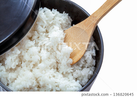 Rice in a ceramic rice container, cold rice, and ochazuke [white background, cutout] 136820645