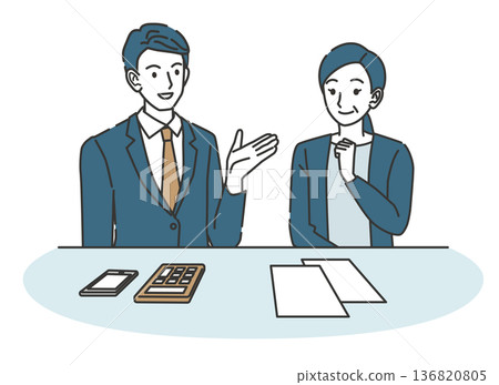 圖解：一位女士正在聽取有關評估的解釋 136820805