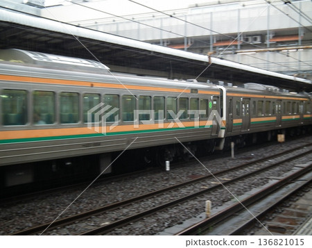 Takasaki Line 211 Series Single-story Green Car Takasaki Line 211 Series Single-story Green Car 136821015