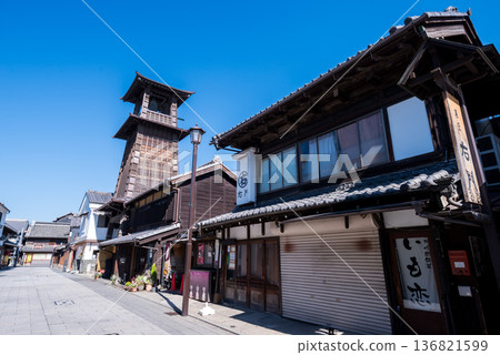【小江戶川越】清晨的倉庫街景與時光之鐘 【小江戶川越】清晨的倉庫街景與時光之鐘 136821599