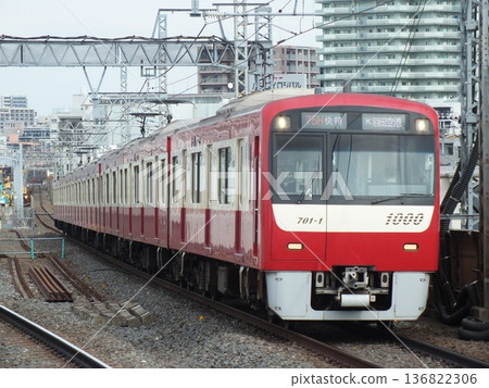 京急1000系列1701次列車行駛於京成線(攝於四接站) 京急1000系列1701次列車行駛於京成線(攝於四接站) 136822306