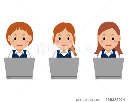 一位身穿海軍制服的年輕女子正在操作電腦。第二部分 136823924