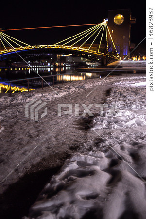 The night view of Fugan Canal Kansui Park in Toyama Prefecture becomes even more beautiful as snow accumulates 136823932
