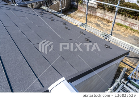 Roof repair work for detached houses Roof Roof repair work for detached houses Roof 136825529