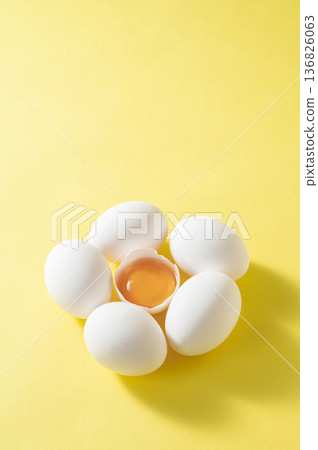 Yolk of raw egg 136826063