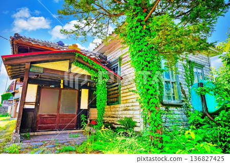 Otaru City Designated Historic Building No. 57: Former Nippon Yusen Kabushiki Kaisha Branch Manager's Residence Otaru City Designated Historic Building No. 57: Former Nippon Yusen Kabushiki Kaisha Branch Manager's Residence 136827425