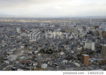 新潟城市景觀 136828128