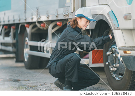 Female truck mechanic 136828483