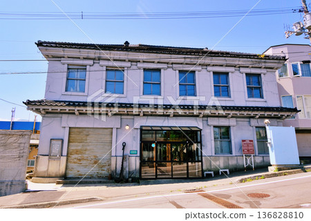 小樽市指定歷史建築第72號:原小堀商店 小樽市指定歷史建築第72號:原小堀商店 136828810