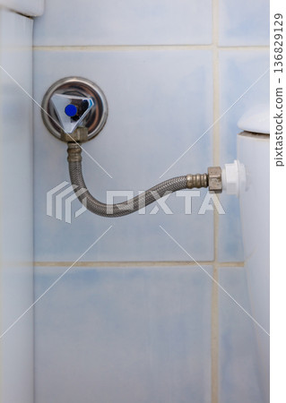Toilet water supply wire with tap 136829129