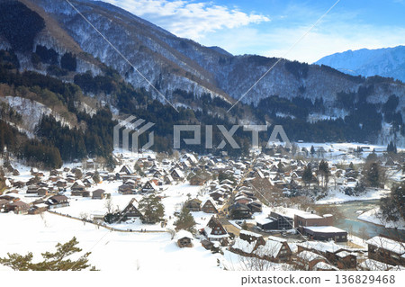 【岐阜縣】從城山展望台看到的白川鄉雪景 136829468