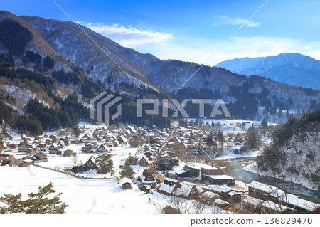 【岐阜縣】從城山展望台看到的白川鄉雪景 136829470