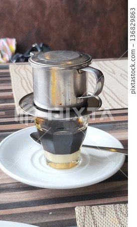 coffee in a pot 136829863