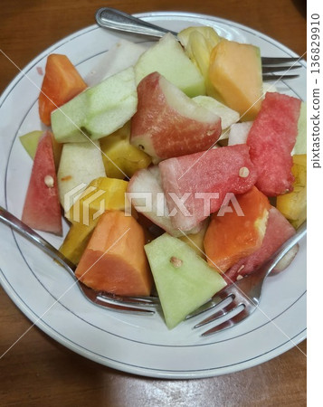 This is traditional food from Indonesia named Rujak Buah This is traditional food from Indonesia named Rujak Buah 136829910