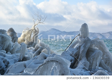 福島豬苗代湖噴冰 福島豬苗代湖噴冰 136830339