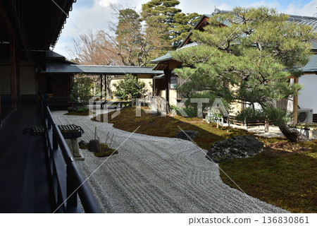 Winter at Kobai-in, a sub-temple of Daitoku-ji Temple, North Garden, Sakubutsu Garden (Kita Ward, Kyoto City) 136830861