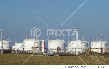 Storage tanks for petroleum products Storage tanks for petroleum products 136831773