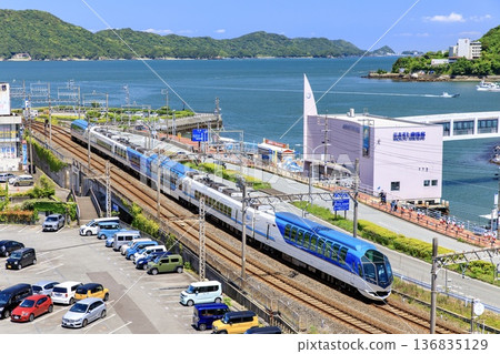 途經鳥羽市的島風觀光特快列車 136835129