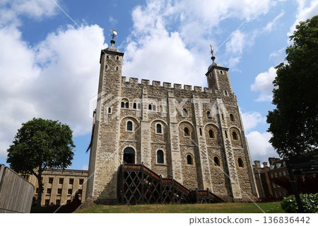 Tower of London, a World Heritage Site Tower of London, a World Heritage Site 136836442
