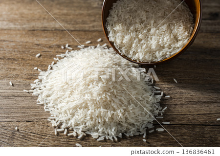 Long-grain rice 136836461